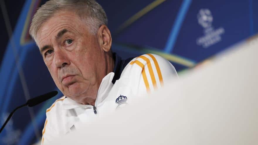 Ancelotti: "Yo no podría aguantar lo que aguanta Vinicius en los estadios"