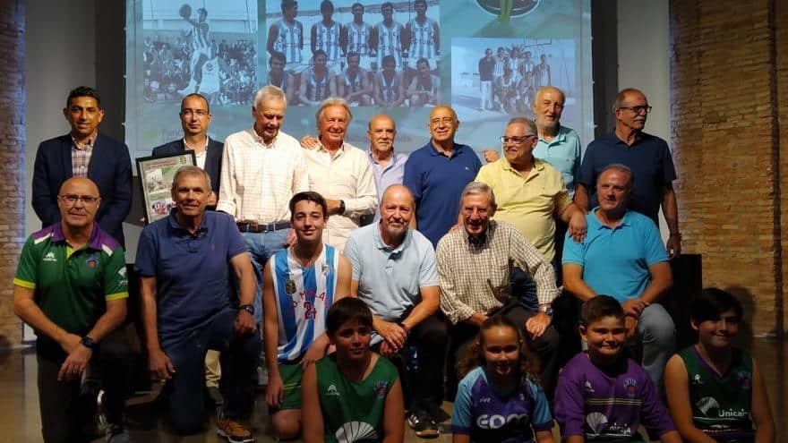 El IV Torneo Leyendas de EBG Málaga arranca con un guiño futbolero