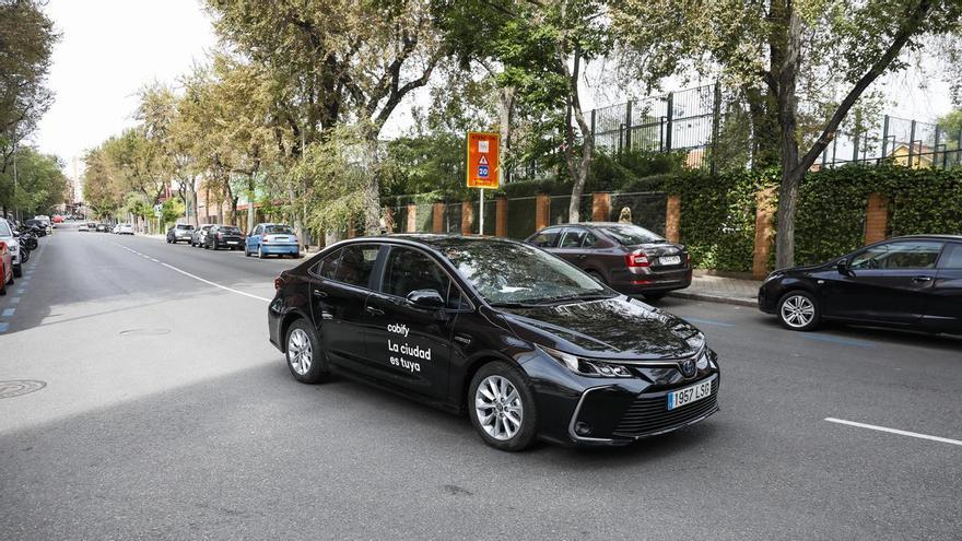 Cabify refuerza su servicio en Málaga este verano