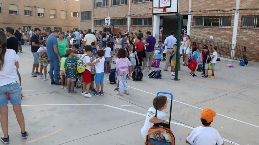 El curso escolar empieza el martes en Málaga con 25.000 alumnos menos