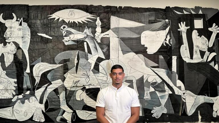 El 'Guernica' sobre cartones de Anaya Cabanding