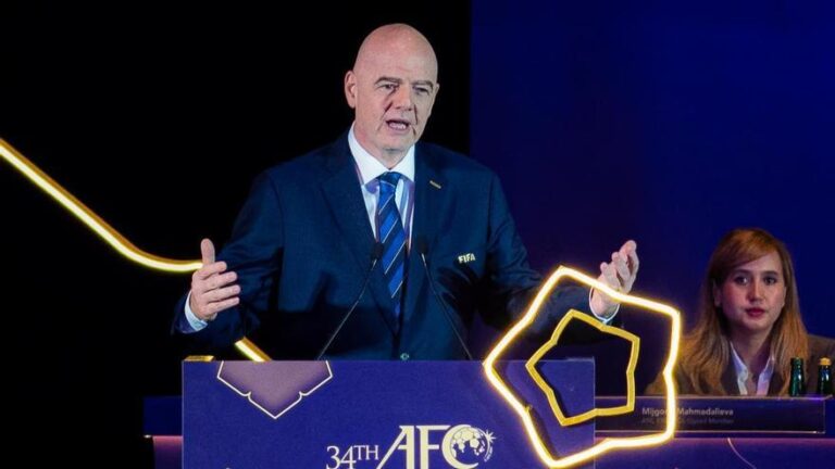 La FIFA endurece su lucha contra el racismo tras el 'caso Vinicius' y propone derrotas automáticas en casos de xenofobia
