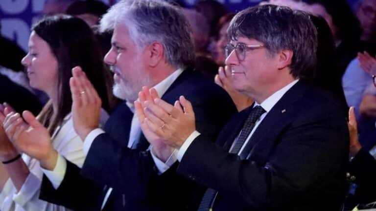 Puigdemont cita a sus diputados en Bruselas para marcar la estrategia de oposición