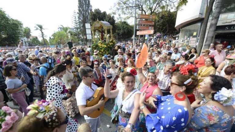 Cientos de personas participarán este domingo en la romería de San Miguel de Torremolinos, en la que desfilarán 59 carretas