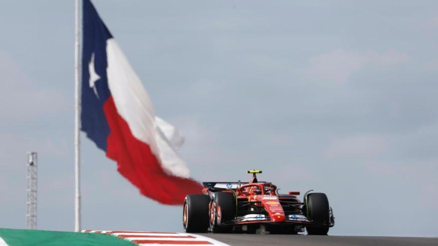 Sainz y Ferrari lideran los únicos libres en Austin