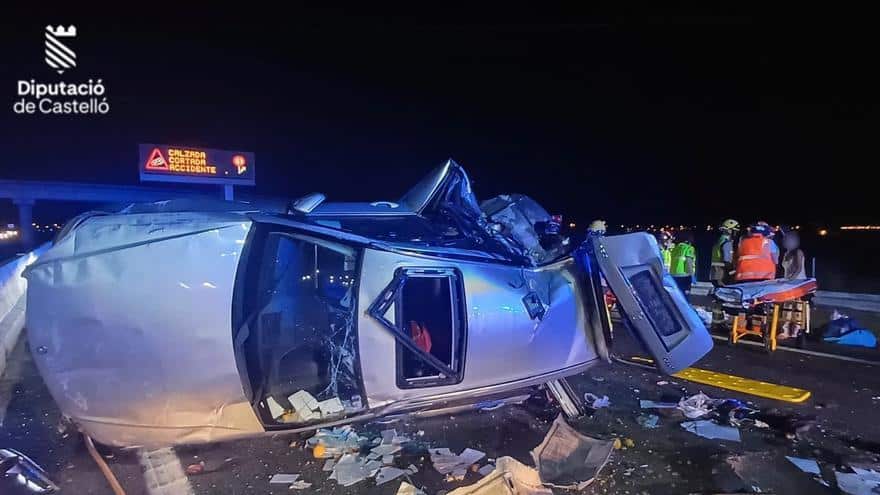 Un menor muerto y 14 heridos en un accidente de tráfico en Castellón