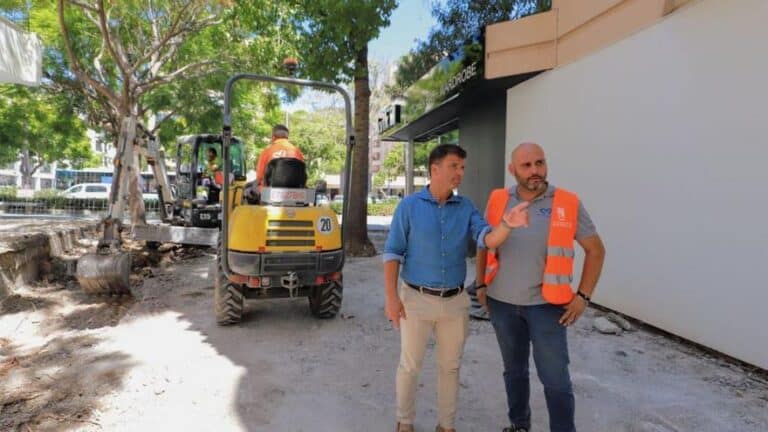 Inician las obras de mejora del entorno del centro de salud de Marbella