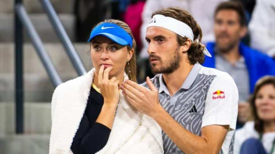 Tsitsipas se borra del mixto con Badosa