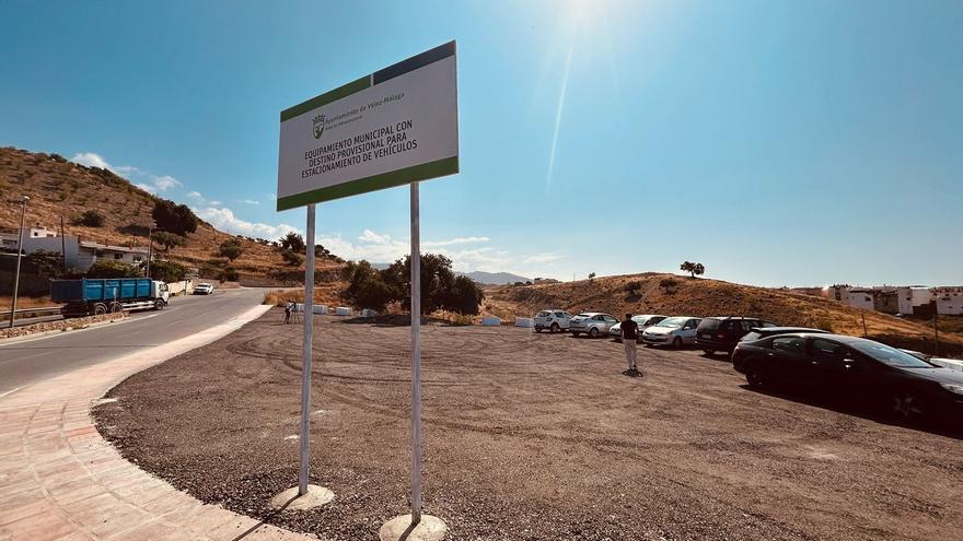 Vélez-Málaga crea una bolsa de aparcamiento público con 40 plazas junto a la Fortaleza