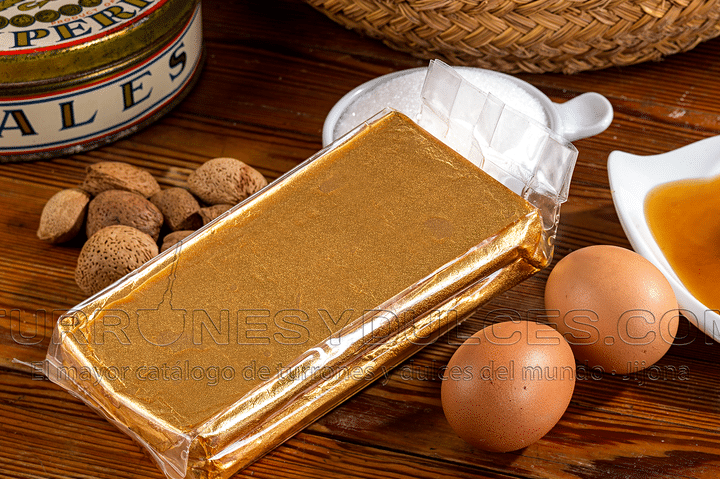 Turrón Jijona Gourmet Turrón 70% almendra marcona- LingoTerró de Oro...