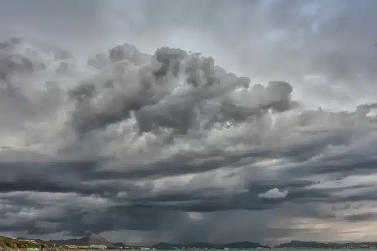 Así afecta a Andalucía las nuevas lluvias y el desplome de grados...