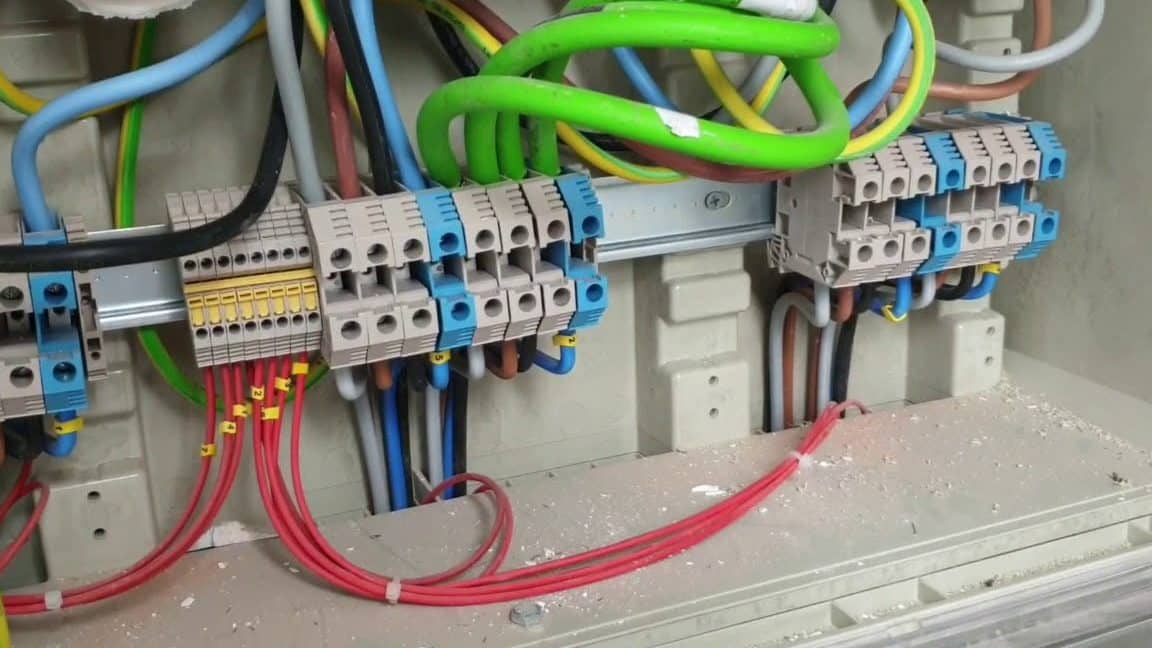 Dos acometidas en un sólo contador