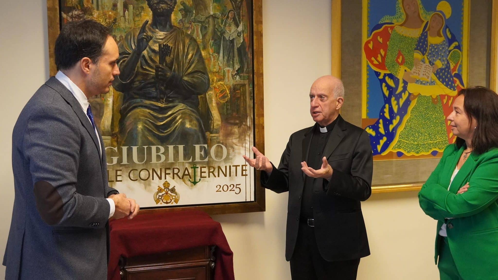 Raúl Berzosa firma el cartel oficial del Jubileo de las Cofradías
