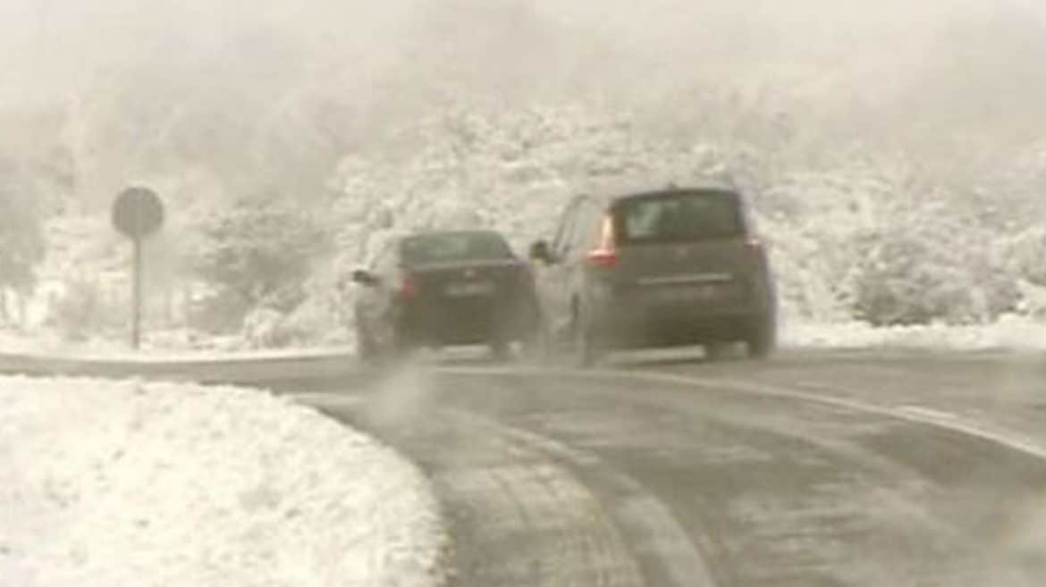 Una veintena de provincias en alerta por viento y nieve.