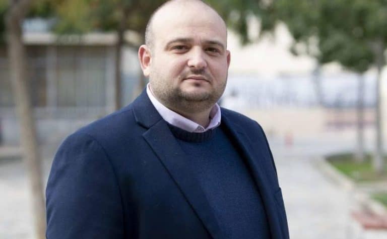 El cinismo de Aberchán: exige observadores en Melilla cuando es él...