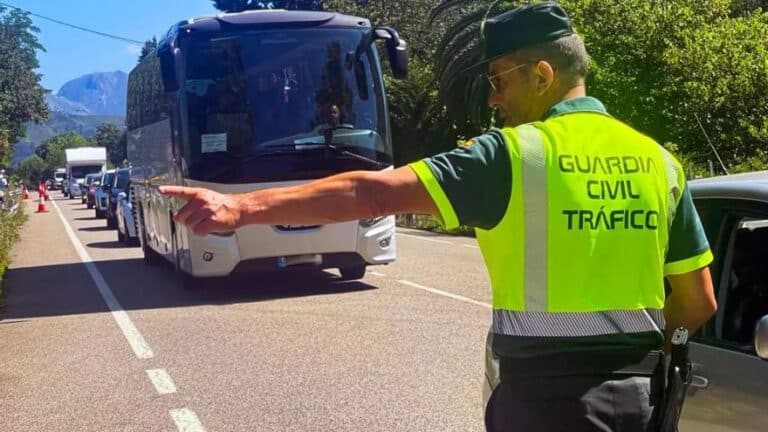 Media España, en alerta por el último comunicado de la Guardia Civil sobre lo que está pasando en el transporte público